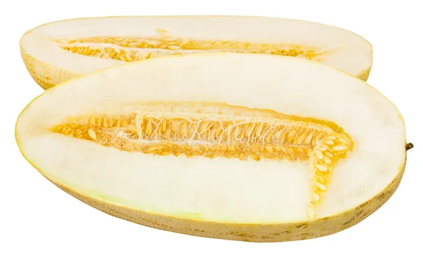 Halbiert usbekisch-russische Melone isoliert auf weiß — Stockfoto