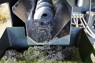 vida ve metal dönüşler Torna Makinesi