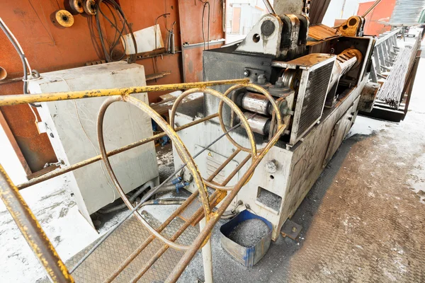 Máquina de corte y dobladora de acero de refuerzo — Foto de Stock