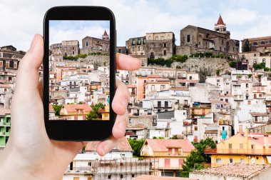 turist alarak fotoğraf küçük dağ Town