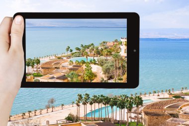 Rıhtımlar üzerinde Ölüdeniz turist alarak fotoğraf