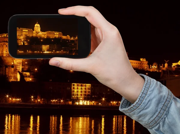 Ungerska parlamentsbyggnaden i natt — Stockfoto