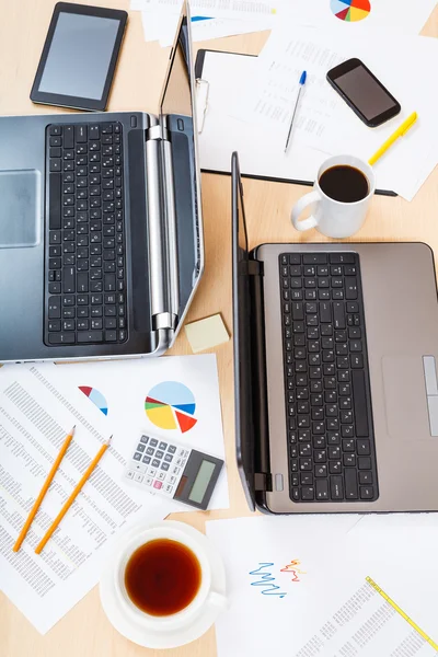 Top view of table with tools in modern office — Stock Photo, Image