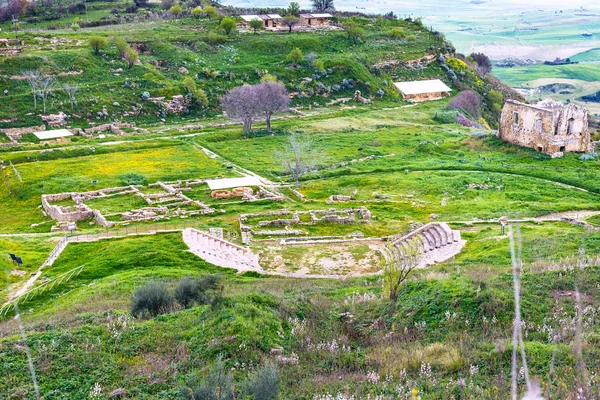 Antico teatro greco nella zona di Morgantina, Sicilia — Foto Stock