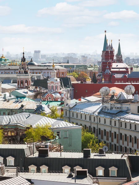 Paisaje urbano de Moscú con el Kremlin — Foto de Stock