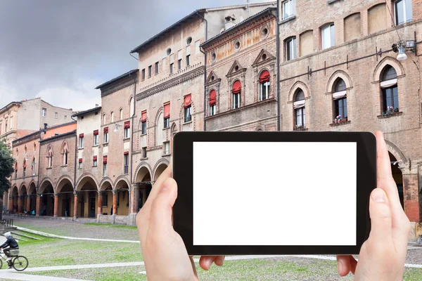 Tourist photographs Piazza Santo Stefano, Bologna — Stock Photo, Image