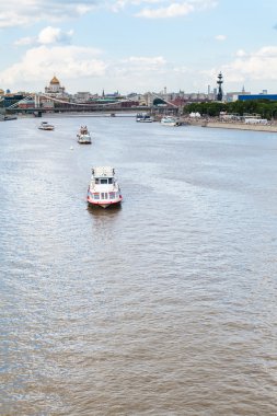 Moskova Nehri, Moskova şehir gezi tekneleri