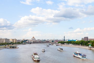 Moskva Rive, Moskova Gezi gemileri