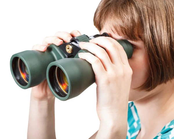 Ragazza guardando attraverso binocolo isolato su bianco — Foto Stock