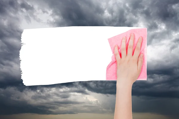 Dark storm clouds in the spring sky — Stock Photo, Image