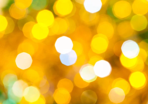 Желтые и зеленые мерцающие рождественские огни — стоковое фото