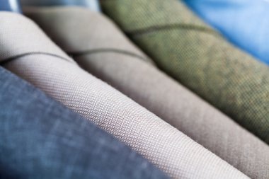 atelier terzilik içinde bitmiş ceketler