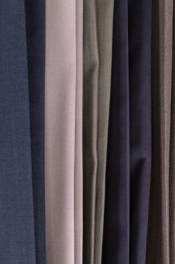 satır atelier terzilik içinde çeşitli yün, ipek mendil