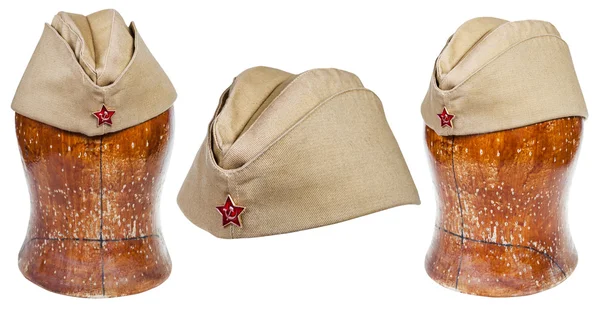 Jogo de tampas de campo militares com estrela vermelha soviética — Fotografia de Stock