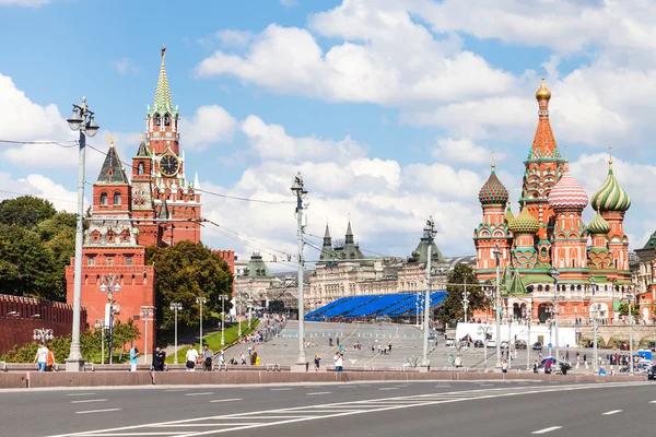 Большой Москворецкий мост в Москве, Россия — стоковое фото