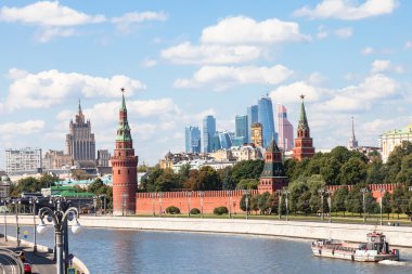 Kremlin, embankments, skyscrapers, Moscow City
