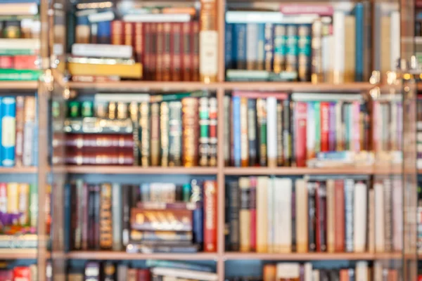 Kitaplık kitaplarda ufuk arka plan