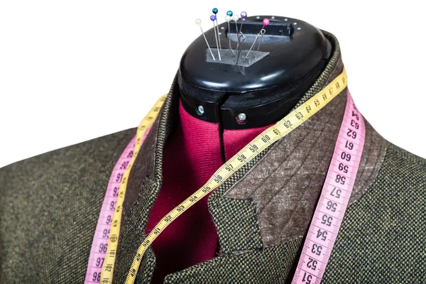 Confección de chaqueta de tweed verde masculino en maniquí — Foto de Stock