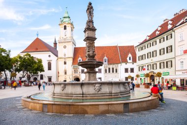 tourists near Roland Fountain in Bratislava