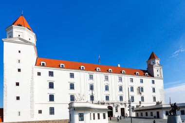 tourists near Main gate of Bratislava castle
