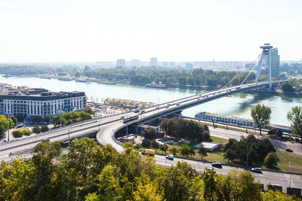 Vue sur la plupart des rivières SNP et Danube à Bratislava — Photo