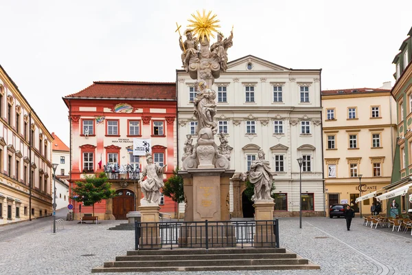 Dreifaltigkeitssäule Kohl Marktplatz in Brünn — Stockfoto