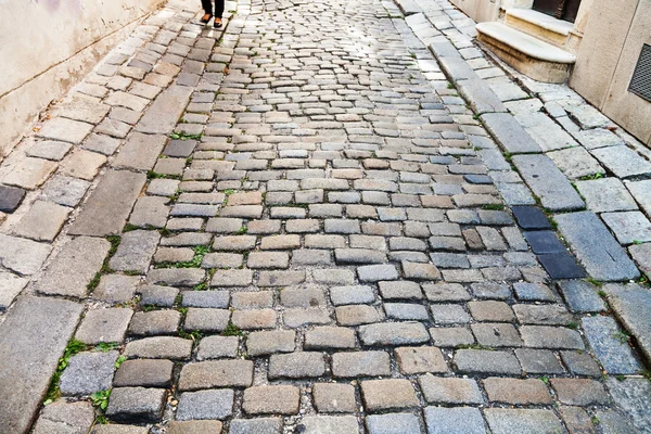 ブラチスラヴァの通り中世の石畳 — ストック写真