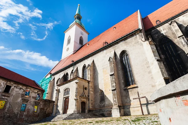 Rudnayovo namestie square und st martin kathedrale — Stockfoto