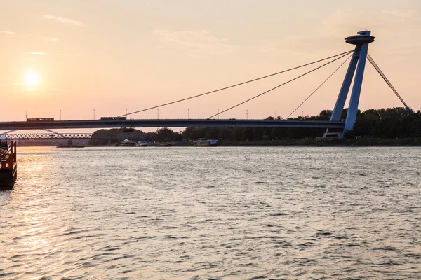 SNP bridge across Danube river in early morning — Stock Photo, Image
