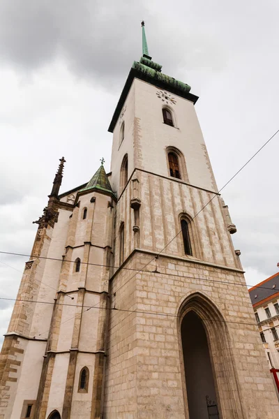 Torre della chiesa di San Giacomo a Brno — Foto Stock