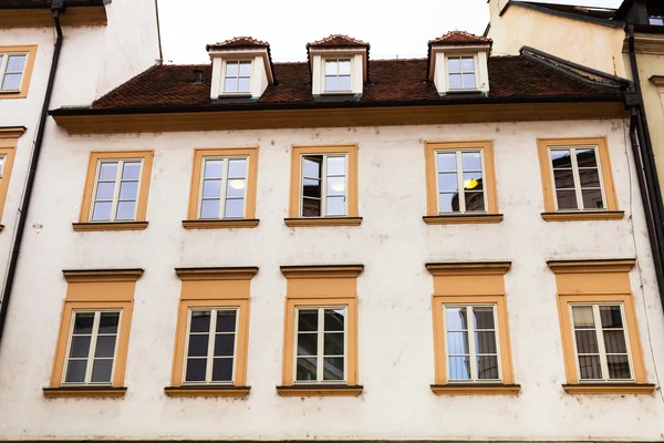 Facade of apartment building in old town Brno — Stock Photo, Image