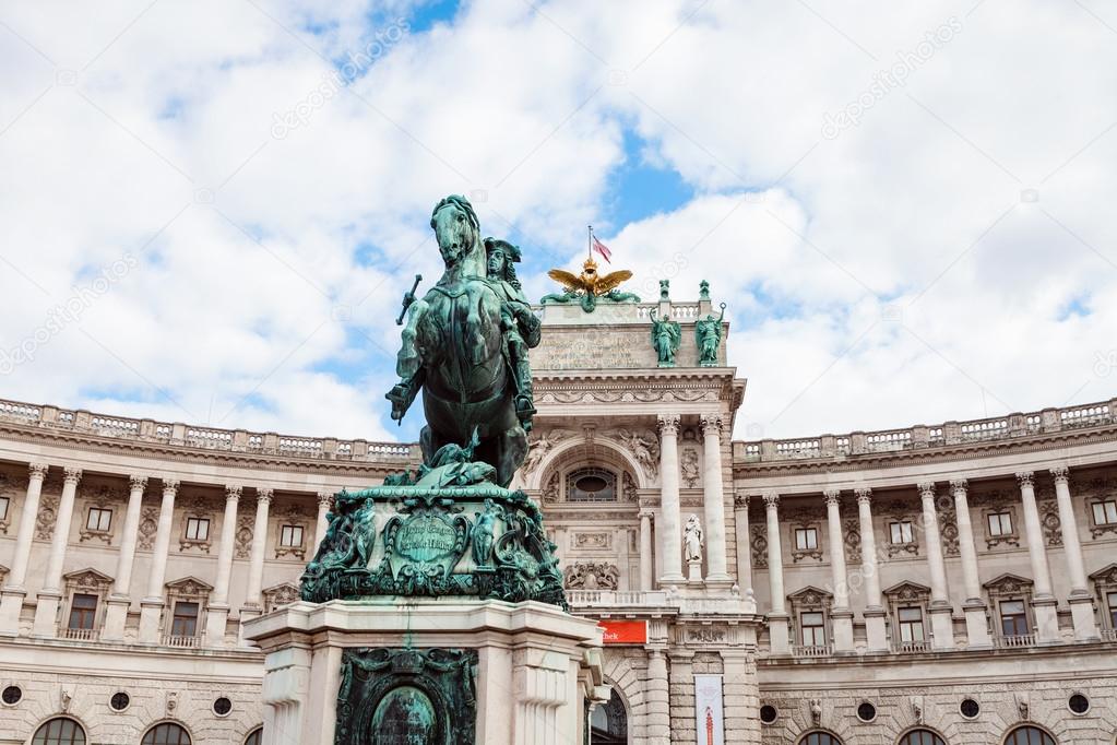 gilded statue Johann Strauss in Stadtpark, Vienna