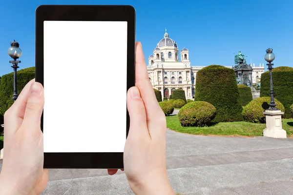 Tourist photographs Maria Theresien Platz, Vienna — Stock fotografie