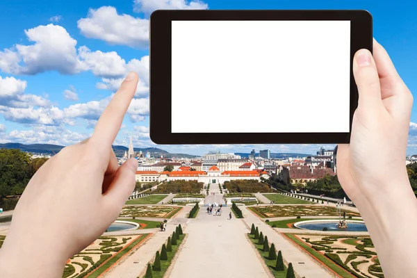 photographs garden of Belvedere Palace in Vienna