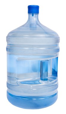 5 galon plastik şişe içme suyu ile kapalı