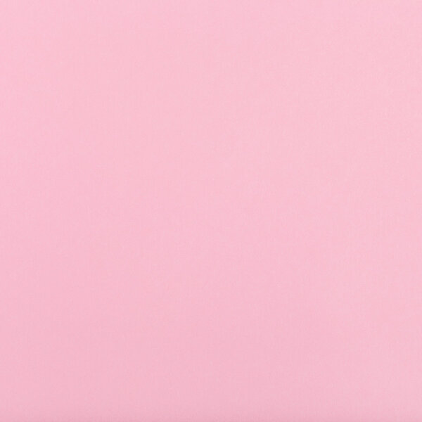 розовый квадратный лист бумаги
