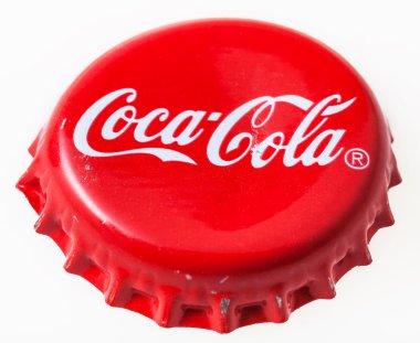 Kırmızı taç kap Coca-Cola şişeden kullanılan
