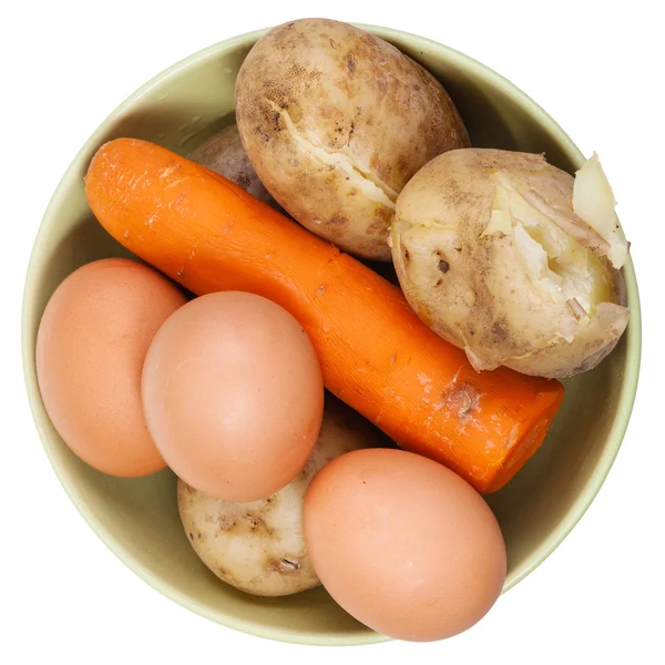 Oben Blick auf gekochte Eier, Karotten und Kartoffeln — Stockfoto