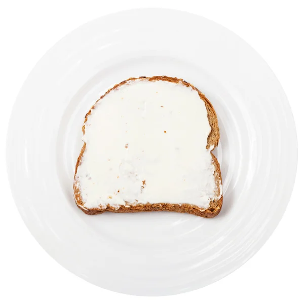 Graan brood en kaas spread sandwich op plaat — Stockfoto