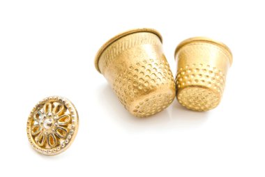 plastik düğme ve yüksükler beyaz