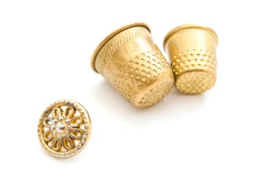 plastik düğme ve yüksükler