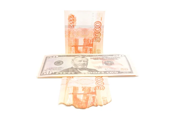烧焦的卢布钞票和美元 — 图库照片
