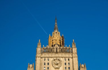 güzel Moskova gökdelen ve uçak 