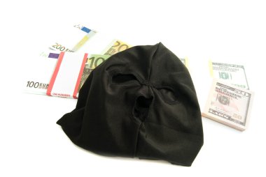 maske ve Lirası üstünde beyaz