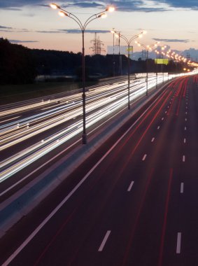 Araba ışıklar izleri 