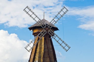 değirmen yaz aylarında görünümü