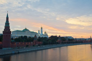 Kremlin sayısı gündoğumu, nehrin