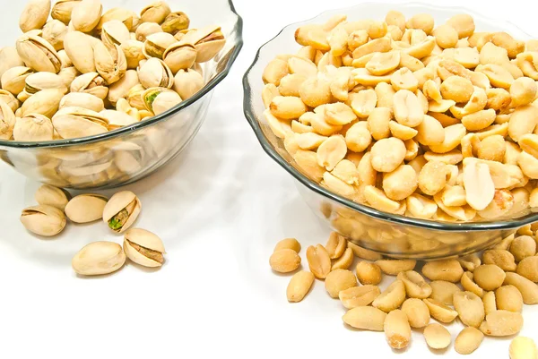 Két edényt a különböző nuts — Stock Fotó
