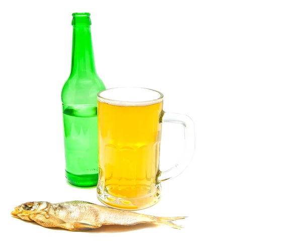 Glas light bier en stokvis — Stockfoto