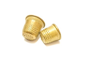 Altın yüksükler çifti